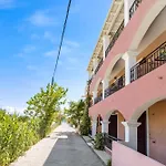 Rea Apartament *